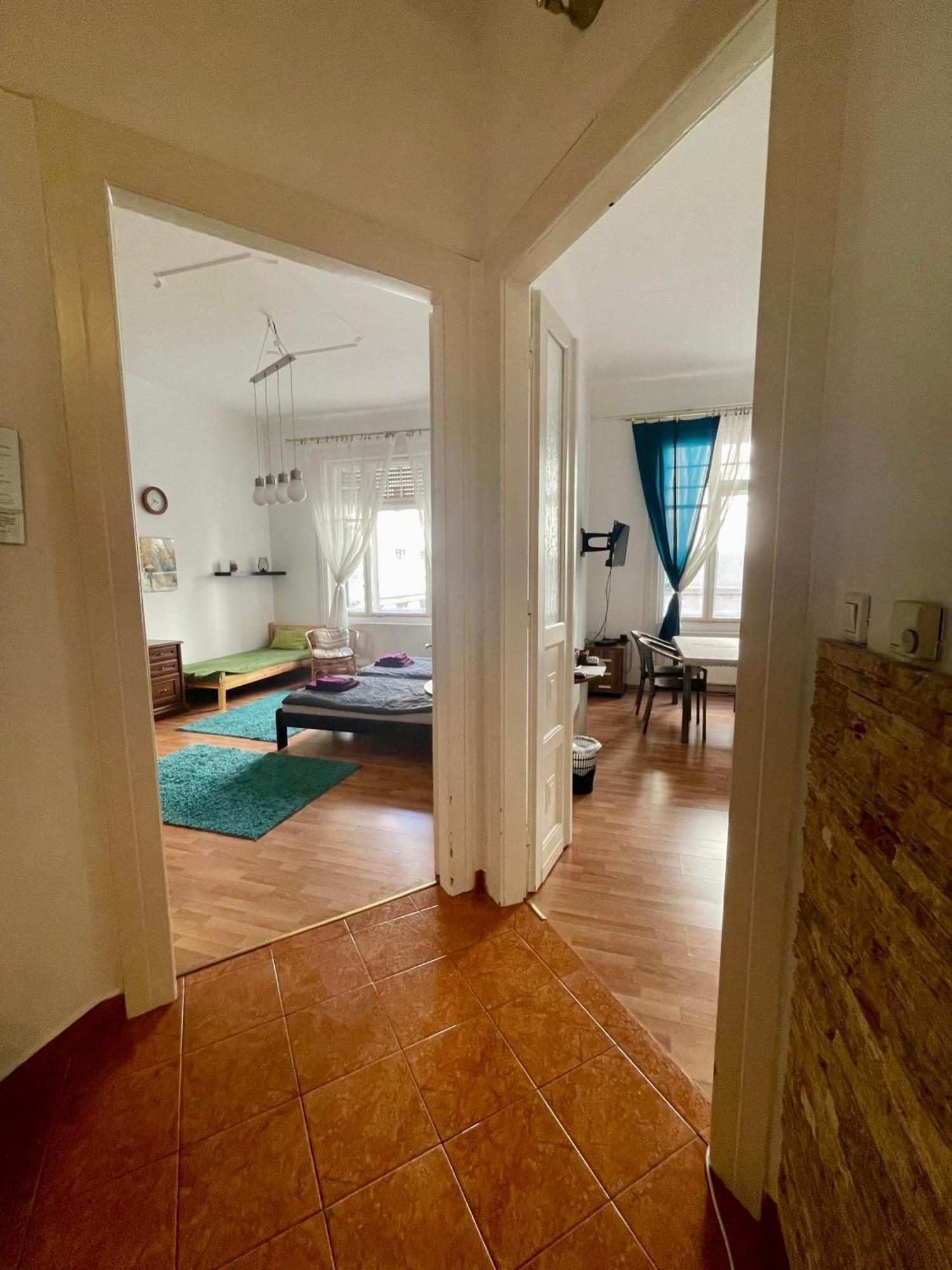 Ferienwohnung Kriszti Budapest Exterior foto